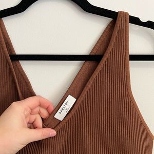 Aritzia sculpt knit v-neck tank top